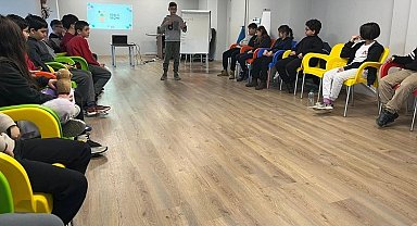İzmir Çocuk Meclisi'nde seçim heyecanı