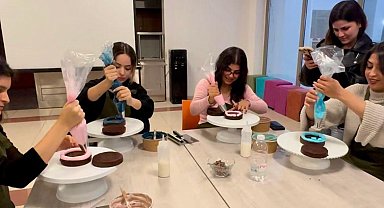 İzmir'den gençlere ücretsiz atölyeler