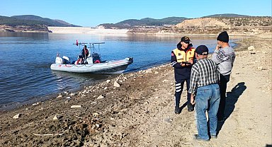 Jandarma Bot Timinden Gördes Baraj Gölünde denetim