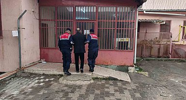 Jandarma ekipleri hapis cezası bulunan 5 şahsı yakaladı
