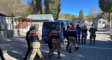 Jandarmadan düzensiz göçmen operasyonu