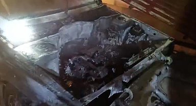 Kahramanmaraş'ta seyir halindeki otomobilde yangın