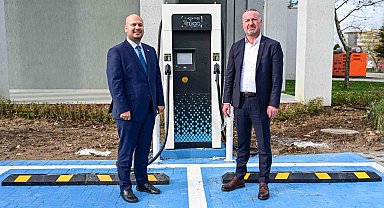 Karacabey'de elektrikli araç şarj istasyonları hizmete girdi