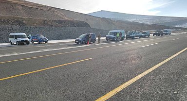 Kars'ta jandarma uygulamaları sürüyor