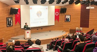 Kastamonu Üniversitesi'nde "Meşrutiyet Dönemi Basını ve Türk Dünyası" konulu konferans düzenlendi