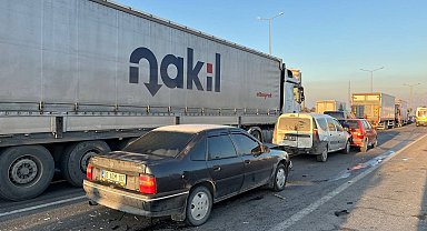 Kayseri'de 3 aracın karıştığı zincirleme kaza: 2 yaralı