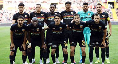 Kayserispor'da en fazla forma giyen Carole oldu