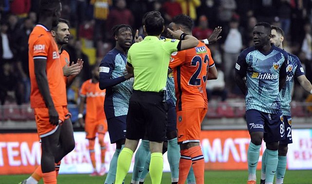 Kayserispor'un 16 maçında 12 hakem düdük çaldı