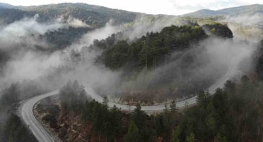 Kazdağları'nda sis güzelliği masalsı görüntüler oluşturdu