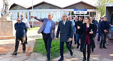 Kepez Belediyesi 19 mahallede 53 parkı yeniledi