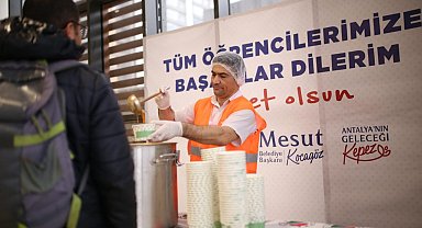 Kepez'den öğrencilere sıcacık destek