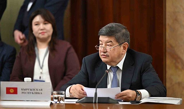 Kırgızistan Başbakanı Akılbek Caparov görevden alındı