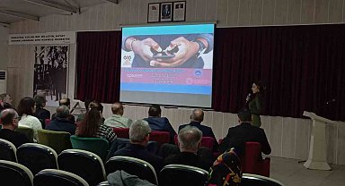 Kırklareli'nde 'bağımlılıkla mücadele' toplantısı yapıldı