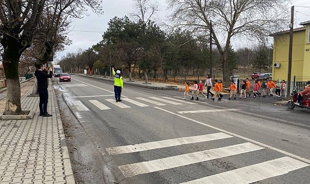 Kırklareli'nde öğrencilere trafik eğitimi