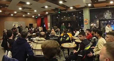 Kış aylarında motosiklet kullanımı hakkında bilinçlendirme için bir araya geldiler