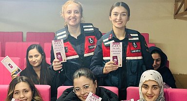 Kız yurdunda kalan öğrencilere Jandarmadan bilgilendirme