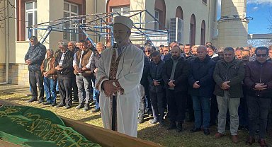 Kızının erkek arkadaşı tarafından öldürülen kadın son yolculuğuna uğurlandı