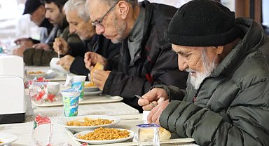Kocaeli İzmit'te Kent Lokantaları yoğun ilgi görüyor
