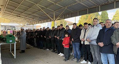 Kocası tarafından öldürülen Simge son yolculuğuna uğurlandı