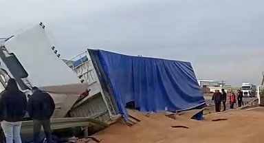 Kontrolden çıkan tır devrildi: 1 kişi yaralandı