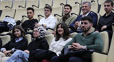 Konya'da 'Siyaset Bilimciler' yerel meclisi takip etti