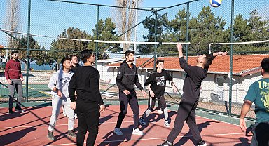 Konya'da üniversiteli gençlere Beyşehir motivasyonu