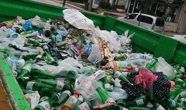 Körfez'de 45 ton cam geri dönüşüme kazandırıldı