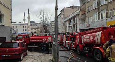Küçükçekmece'de tekstil atölyesinde korkutan yangın
