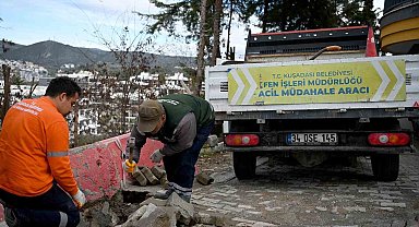 Kuşadası Belediyesi Acil Müdahale Birimi sorunları çözüme kavuşturuyor