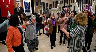 Kuşadası'nda engelsiz yeni yıl partisi