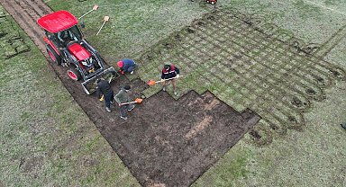 Kütahya Dumlupınar Stadyumu'nda zemin yenileme çalışmaları