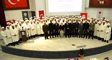 Kütahya'da 92 aday din görevlisi mezun oldu