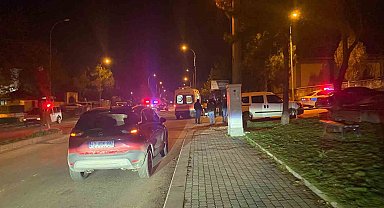 Kütahya'da "dur" ihtarına uymayan sürücü polise çarptı