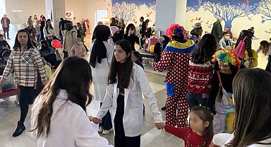 Lösemili çocuklar, "Dilek Ağacı" ile hayallerine kavuşuyor