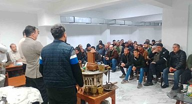 Malatya'da antika ve ikinci el eşyaların bulunduğu müzayedeye yoğun ilgi