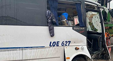 Maltepe'de minibüs devrildi: 1 ölü, 7 yaralı