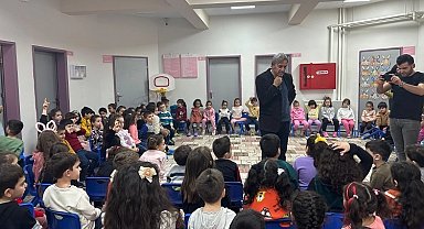 Mardinli yazar Metin Aydın Anaokulu öğrencileri ile Buluştu