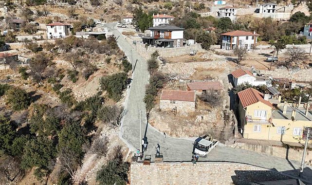 Marmaris Belediyesi'nden Söğüt Mahallesi'nde yol çalışması