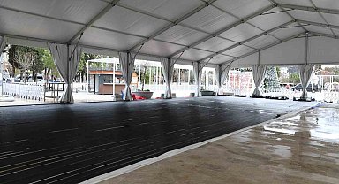 Menteşe Kent Meydanı'nda buz paten pisti açılıyor