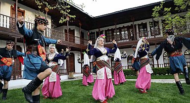 Merkezefendi'de halk oyunları kurslarına başvurular başladı