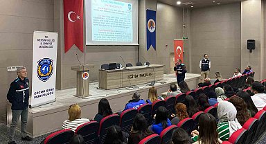 Mersin polisinden akademisyenler ve üniversite öğrencilerine bilgilendirme