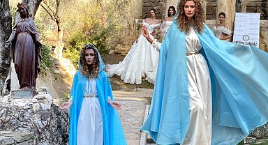 Meryem Ana, 250 bin dolarlık kıyafetiyle tarihi bir kez daha yaşattı... Hierapolis, Efes ve Meryem Ana'da tarihi gün