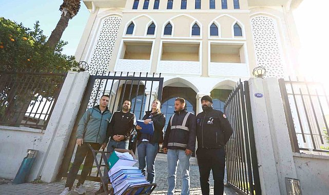 Meryem Ana Evi otoparkı için toplanan imzalar teslim edildi