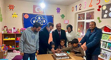 Minik öğrenciler yeni sınıfına kavuştu