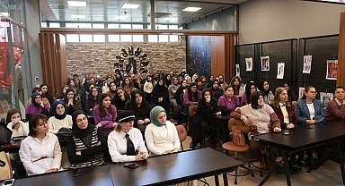 Modaya yön verenler gençlere cesaret aşıladı