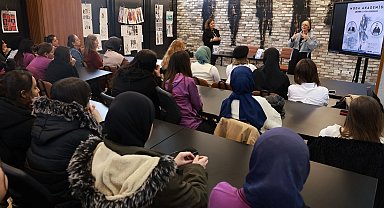 Modaya yön verenler Kocaeli'de gençlere cesaret aşıladı