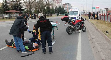 Motosikletin çarptığı yayayı hayata döndürmek için seferber oldular