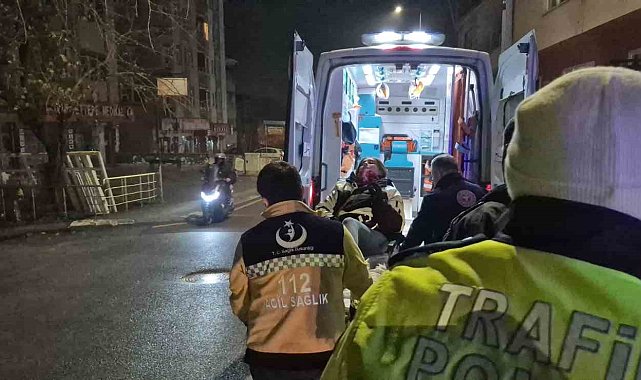 Motosikletiyle kaldırıma çıkmak isterken hastanelik oldu