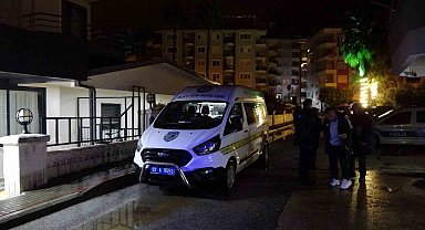 Motosikletle gelip iş yerine kurşun yağdırdı
