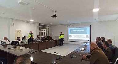 Muş'ta jandarma ekiplerinden trafik eğitimi